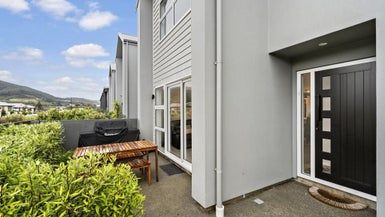  at 20 Bluff Road, Kenepuru, Porirua