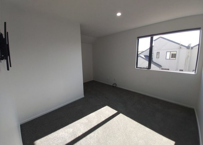  at 4/42 Champion Street, Edgeware, Christchurch