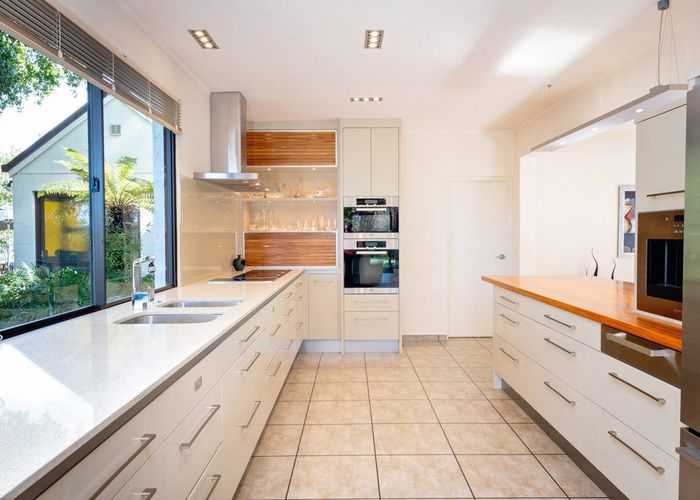  at 20 Cambridge Terrace, Taradale, Napier