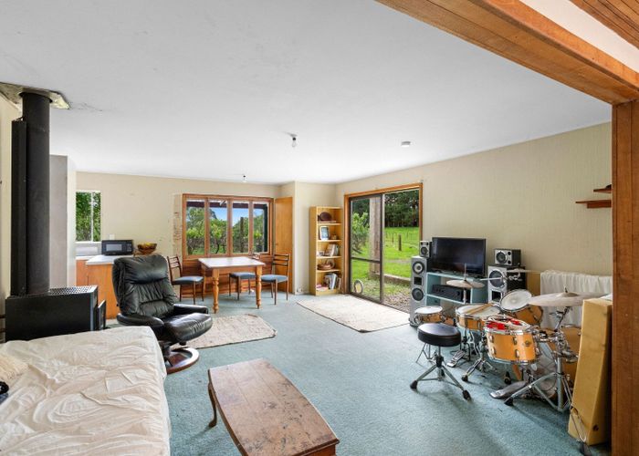  at 302 North Manakau Road, Levin