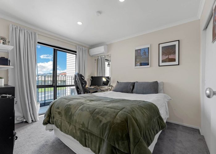  at 34 Chapel Road, Flat Bush, Auckland