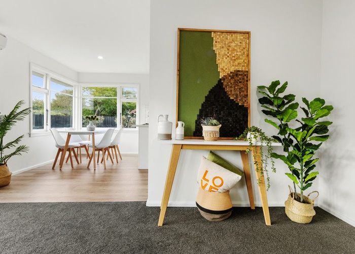  at 1/172 Langdons Road, Northcote, Christchurch
