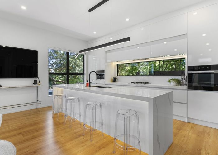  at 27B Deep Creek Road, Torbay, North Shore City, Auckland