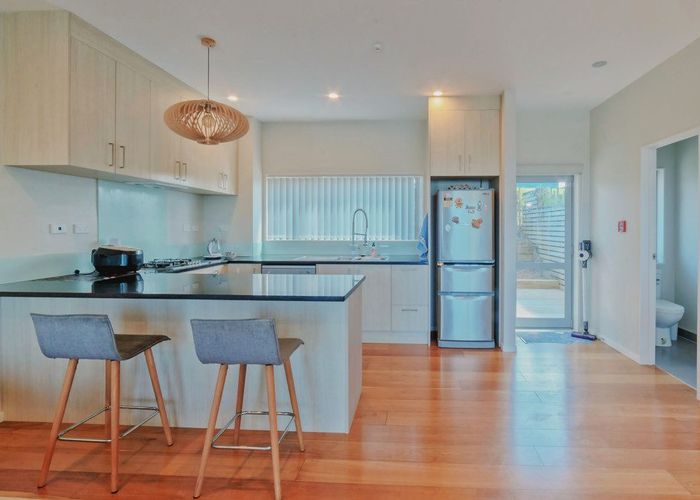  at 11/147 Albany Highway, Unsworth Heights, Auckland