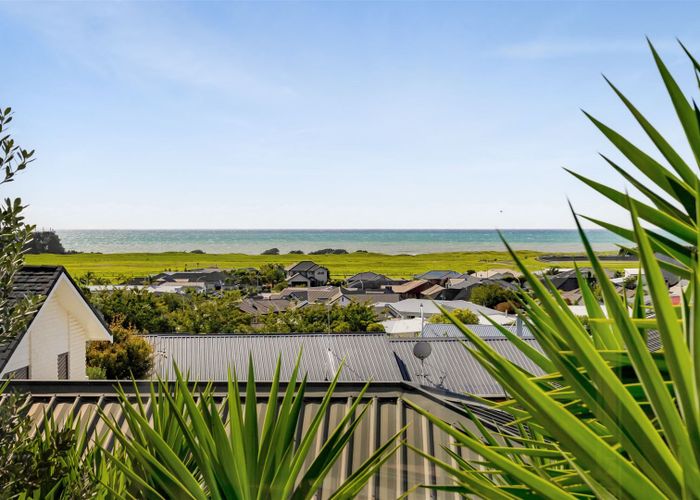  at 93 Parklands Avenue, Bell Block, New Plymouth