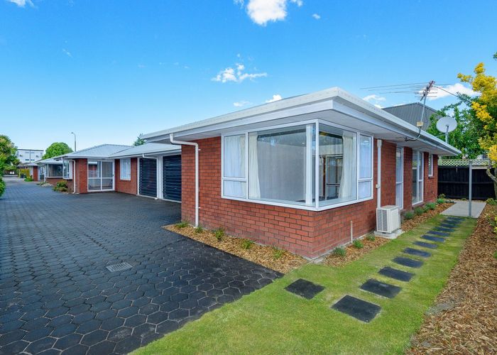  at 4/97 Mandeville Street, Riccarton, Christchurch