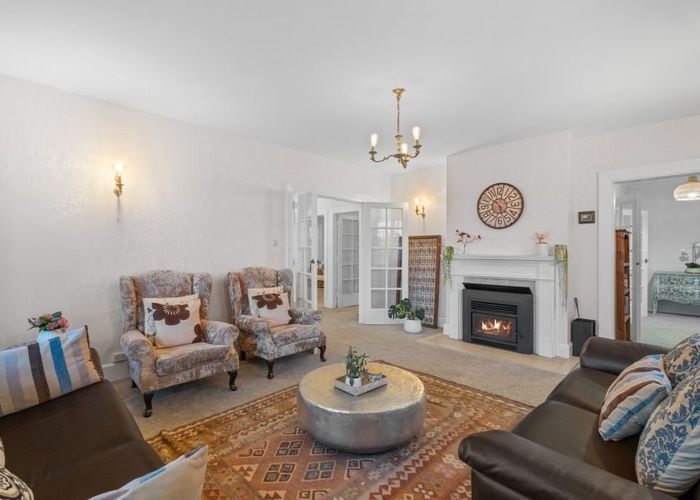  at 24 Snowdon Road, Fendalton, Christchurch