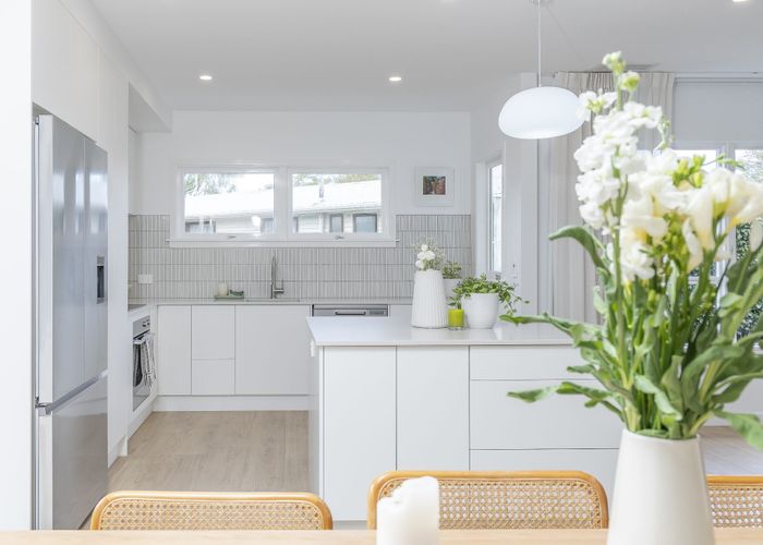  at 3 Kenley Place, Avondale, Auckland