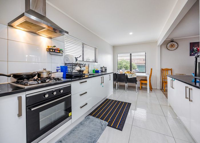  at 67 Manuroa Road, Takanini, Papakura, Auckland