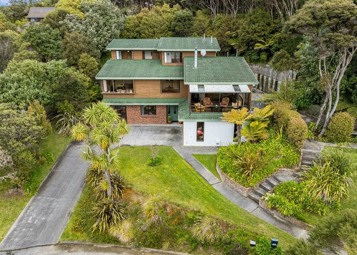  at 7 Furneaux Grove, Whitby, Porirua, Wellington
