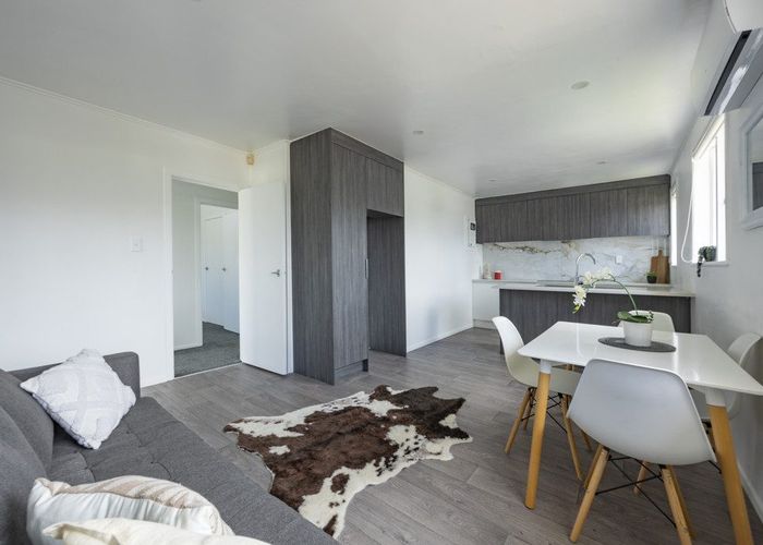  at 1/32 Kapuka Road, Mangere Bridge, Auckland