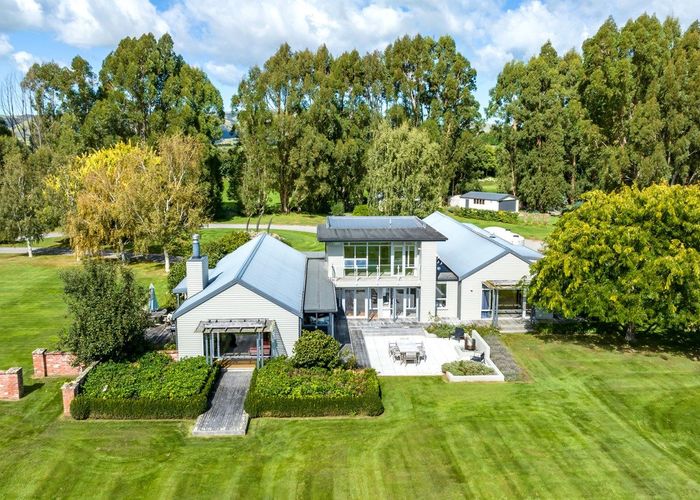  at 136 Hinekura Road, Martinborough, South Wairarapa, Wellington