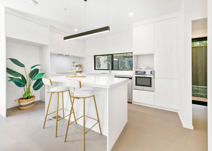  at LOTS 3,4,5/11 Rene Place, Sunnyhills, Manukau City, Auckland