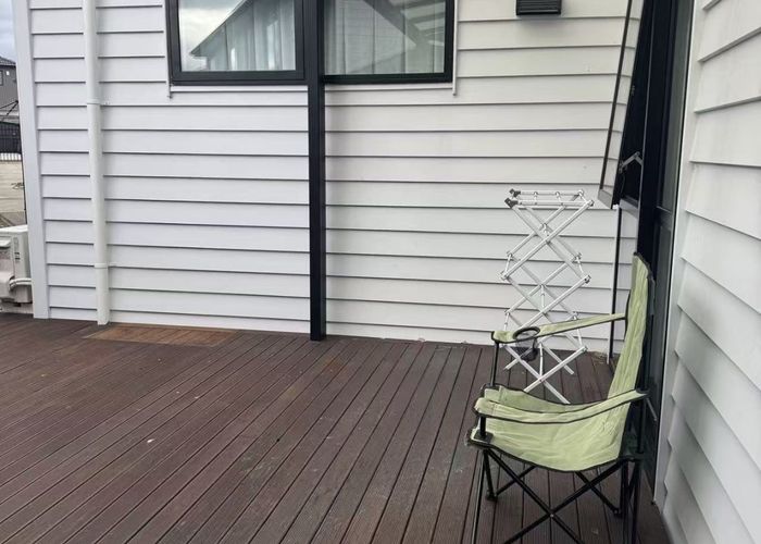  at 55 Hikuawa Rd, Flat Bush, Manukau City, Auckland