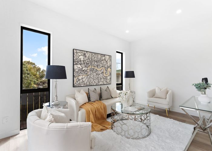  at 31 Diana Drive, Glenfield, North Shore City, Auckland