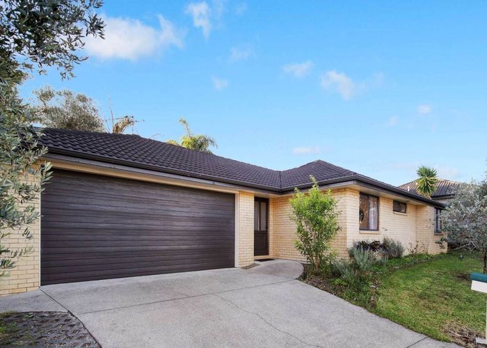  at 7 Kumar Place, The Gardens, Auckland