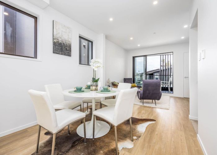  at 4/54 Taharoto Road, Takapuna, North Shore City, Auckland