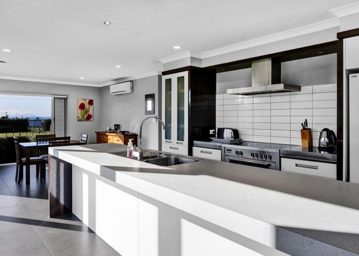  at 427 Cardiff Road, Pembroke, Stratford