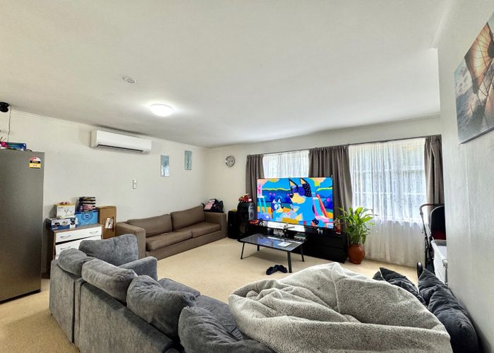  at 42 Bowater Place, Manurewa, Manukau City, Auckland