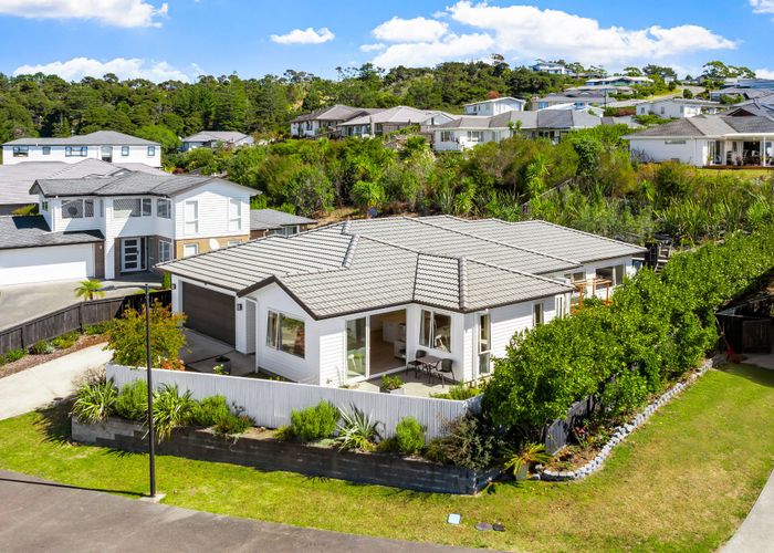  at 9 Tirohanga Crescent, Stanmore Bay, Whangaparaoa