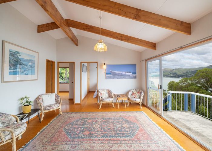 Free property data for 11 Ranui Crescent, Diamond Harbour homes.co.nz