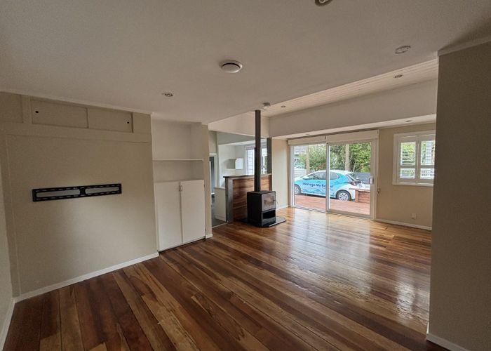  at 2 Te Pari Pari Road, Pukerua Bay, Porirua, Wellington