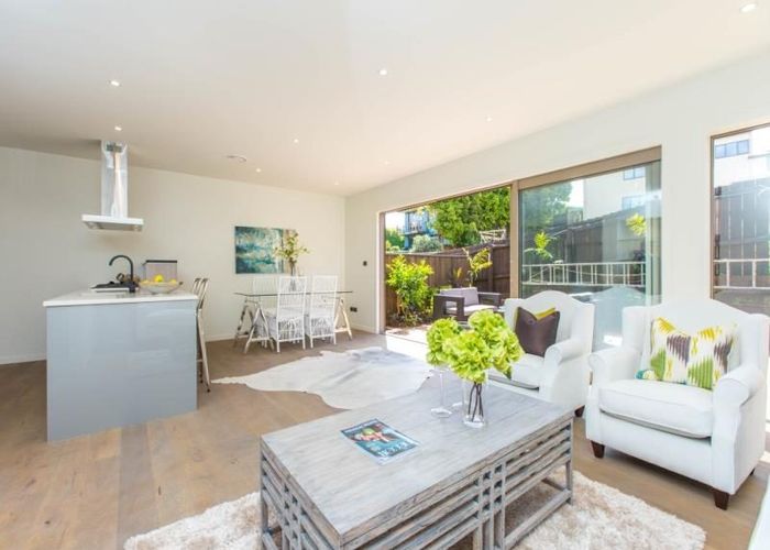  at 2/28 Koraha Street, Remuera, Auckland City, Auckland