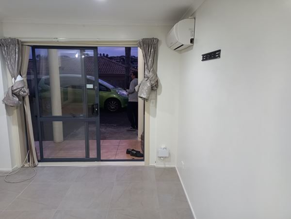  at De Havilland Dr, Goodwood Heights, Manukau City, Auckland