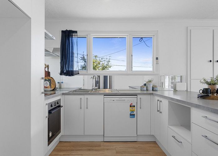  at 27 Nicholas Drive, Linwood, Christchurch City, Canterbury