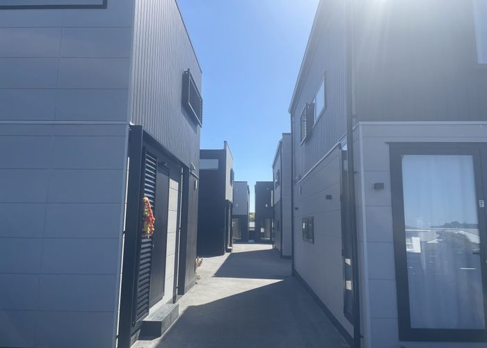  at 14B Andrew Road, Howick, Manukau City, Auckland