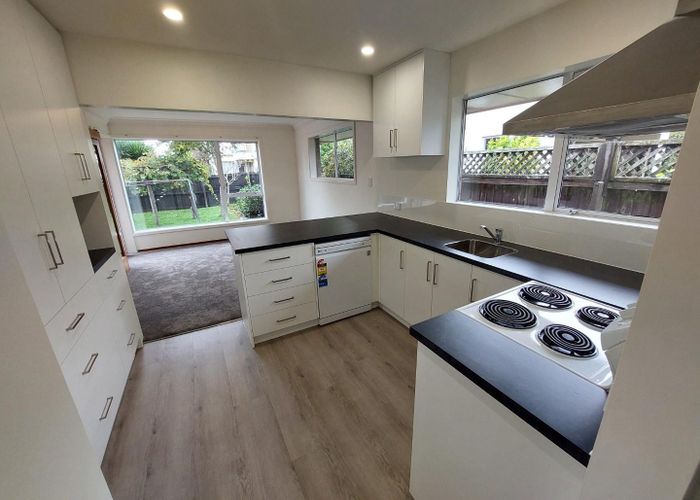  at 9 Camberwell Place, Avonhead, Christchurch City, Canterbury