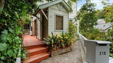  at 210 Sydney Street West, Thorndon, Wellington