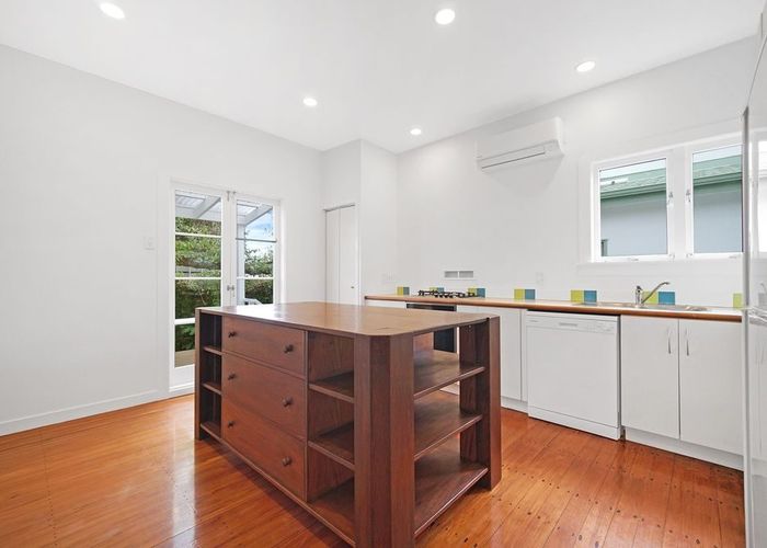  at 114A Kiwi Rd, Point Chevalier, Auckland City, Auckland