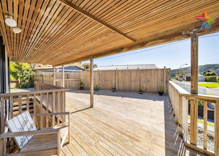  at 1 McManaway Grove, Stokes Valley, Lower Hutt