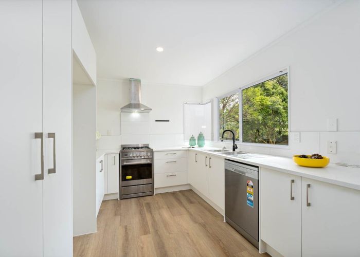 at 20 Queen Natalie Place, Massey, Auckland