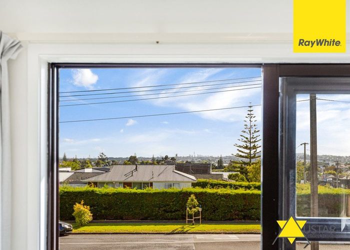  at 1/2 Northall Road, New Lynn, Waitakere City, Auckland