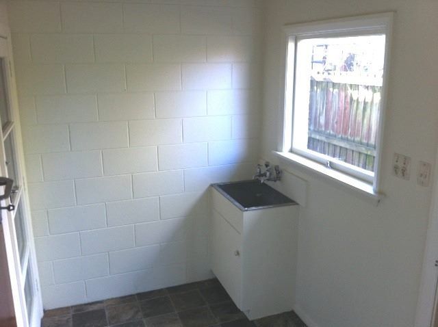  at 2/400 Memorial Avenue, Burnside, Christchurch