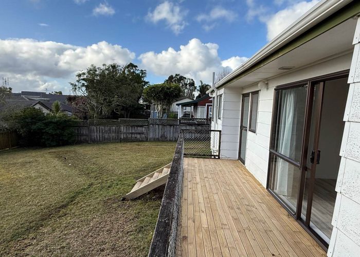  at 182 Luckens Road, West Harbour, Waitakere City, Auckland