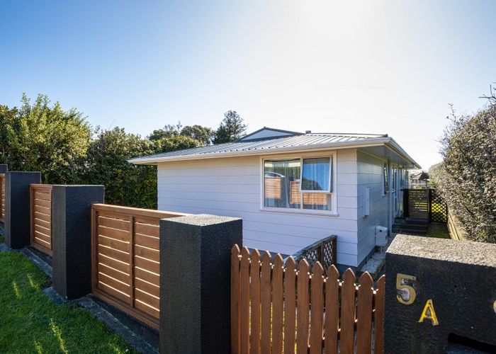  at 5A Ambury Place, Merrilands, New Plymouth