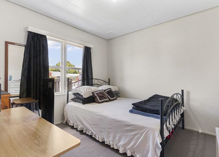  at 2 Kita Road, Manurewa, Manukau City, Auckland