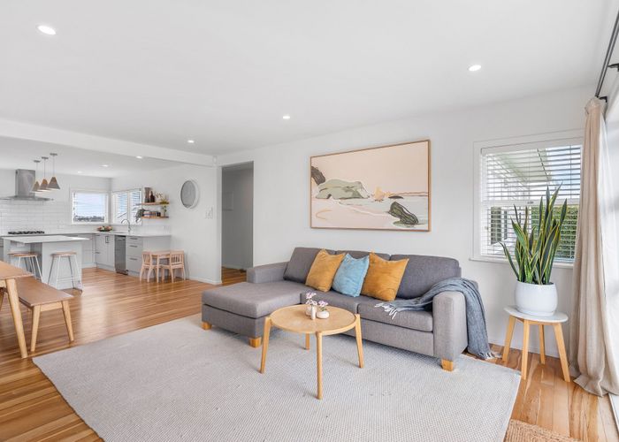  at 15 Roberts Road, Glenfield, North Shore City, Auckland