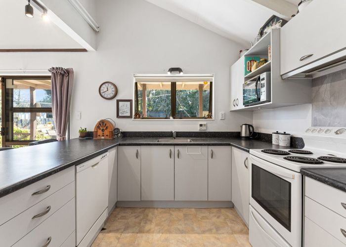  at 9 D'arcy Road, Bastia Hill, Whanganui, Manawatu / Whanganui