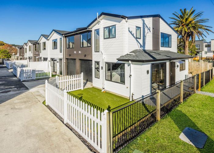  at 38A Seymour Road, Sunnyvale, Waitakere City, Auckland