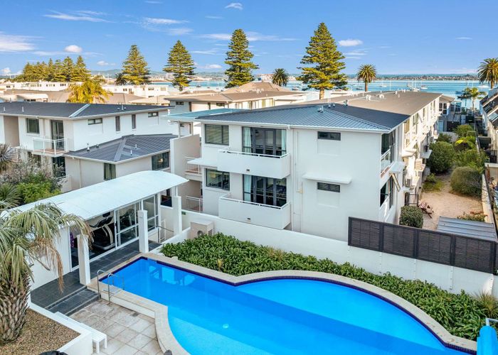  at 3/5 The Mall, Mount Maunganui, Tauranga, Bay Of Plenty