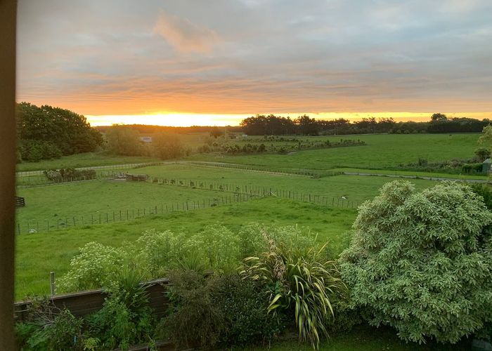 at 6 Grace Street North, Sanson, Manawatu, Manawatu / Whanganui