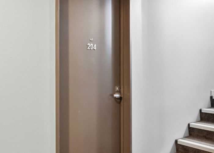  at 204/8 Central Road, Kingsland, Auckland