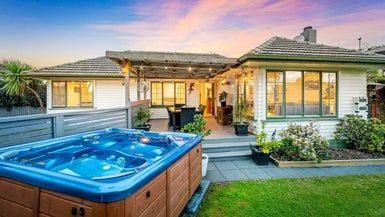  at 3 Kervil Avenue, Te Atatu Peninsula, Auckland