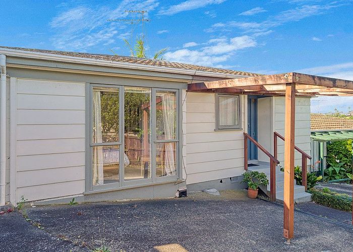  at 2/7 Tuscan Place, Half Moon Bay, Auckland