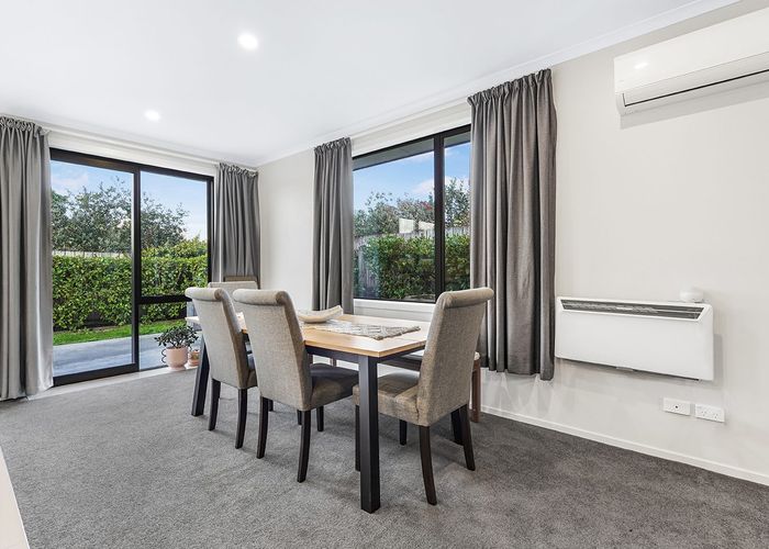  at 1B Meridian Place, Flagstaff, Hamilton