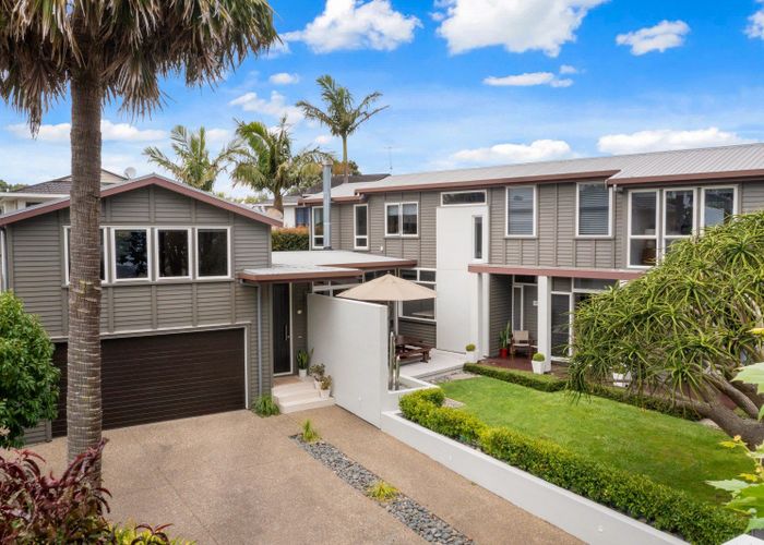  at 6 Beresford Street, Bayswater, North Shore City, Auckland